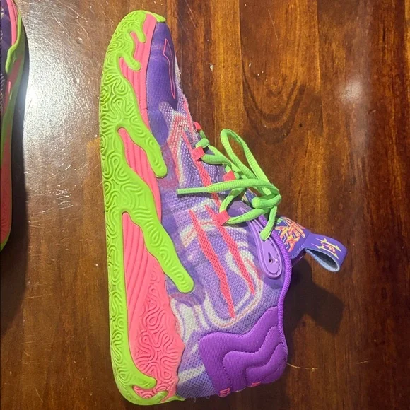 Puma basketball Sneakers in Purple and Green - Picture 5 of 5